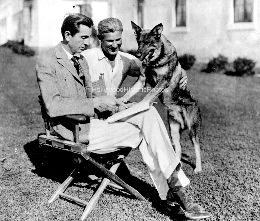 Rin Tin Tin 1924 While filming Find Your Man wm.jpg
